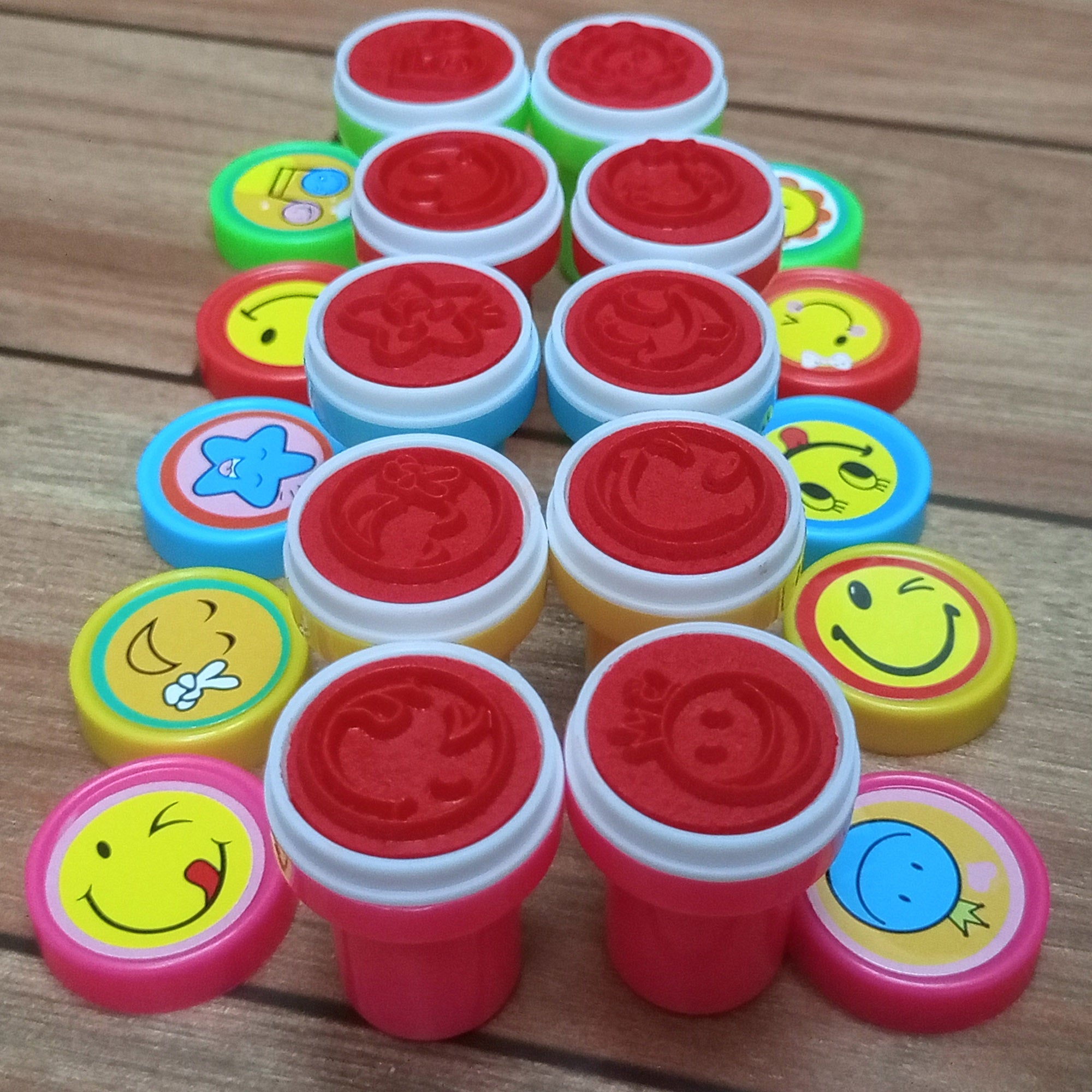 Set of 10pcs Appreciation Stamps star smiling face, nice work etc Kids Stamp Set Motivation Sticker School Scrapbooking Stamp DIY Teachers Self Inking Praise Reward Stamps For Scrapbooking